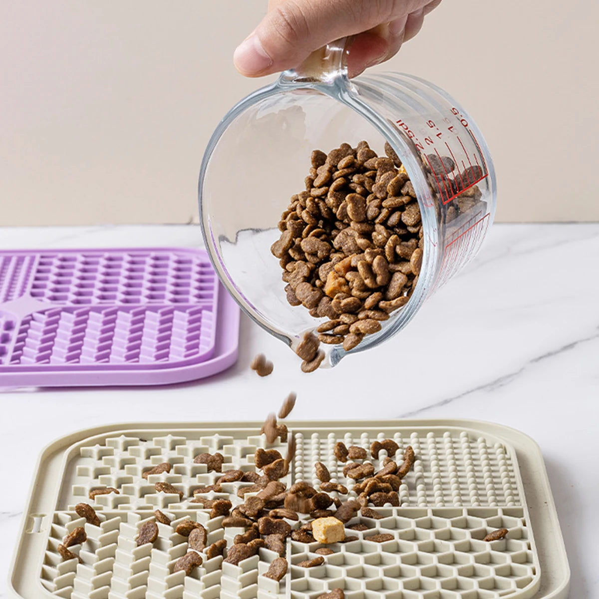 Suction Cup Lick Mat – Anti-Slip Slow Feeder